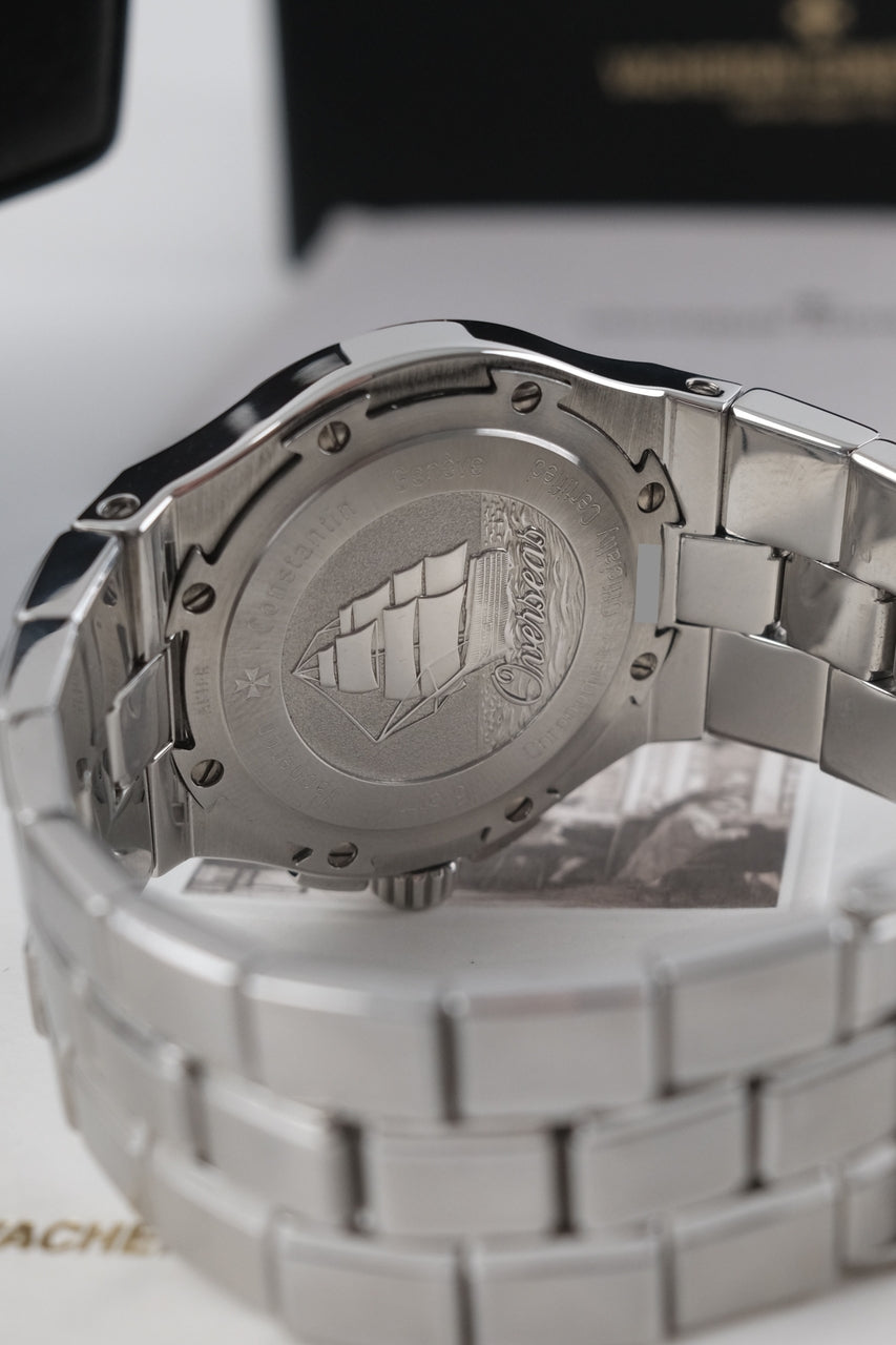 Vacheron Constantin Overseas 42052/423A - Detail view 6