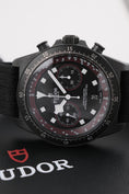 Załaduj obraz do przeglądarki galerii, Tudor Pelagos FXD Chrono 25827KN - Detailansicht 3

