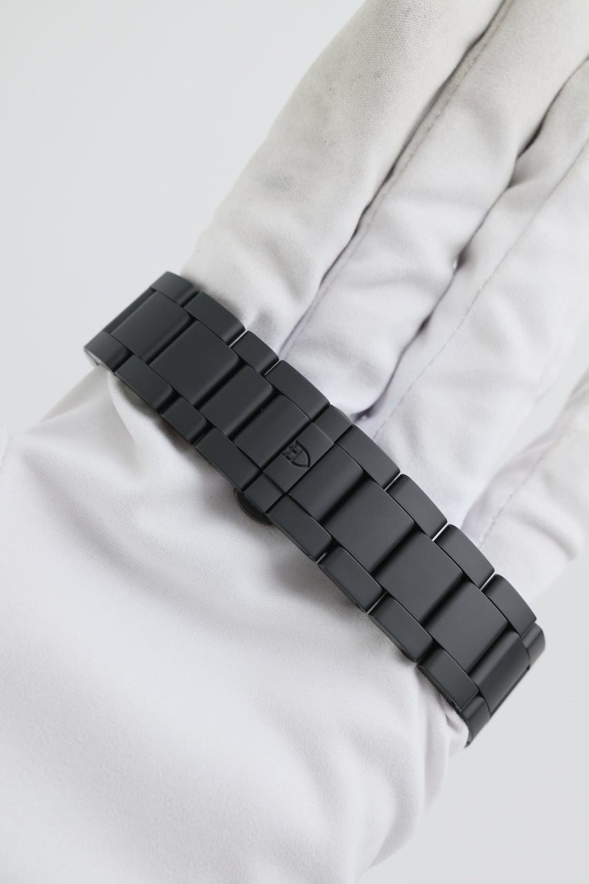 Tudor Black Bay Ceramic 7941A1ACNU - detailed view 7