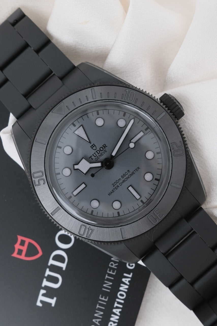 Tudor Black Bay Ceramic 7941A1ACNU - detailed view 4