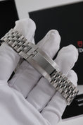 Load image into gallery viewer, Tudor Tudor Black-Bay Chronograph 79360N - Detailansicht 7
