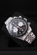 Load image into gallery viewer, Tudor Tudor Black-Bay Chronograph 79360N - Detailansicht 1
