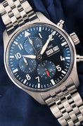 Cargue la imagen en el visor de la galería, IWC Reloj de Aviador Cronógrafo Pilot's IW378003 - Miniatura
