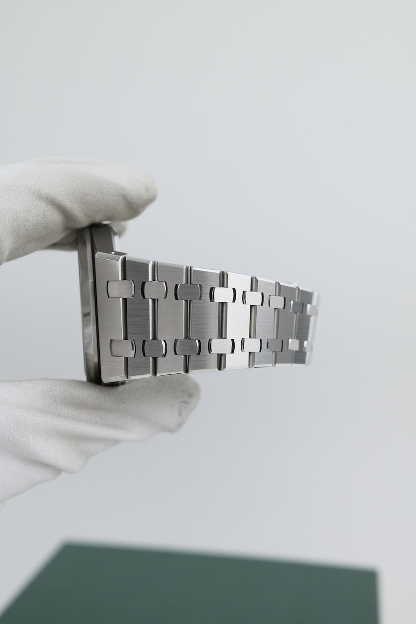 Audemars Piguet Royal Oak 15400ST.OO.1220ST.02.A - Detailansicht 8