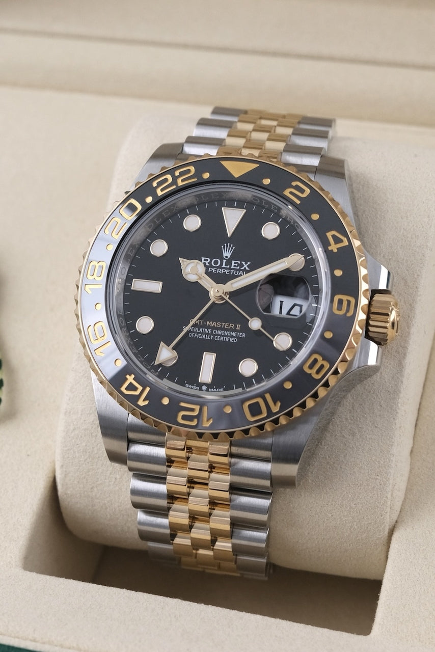 Rolex GMT Master II 126713GRNR - Detailansicht 2