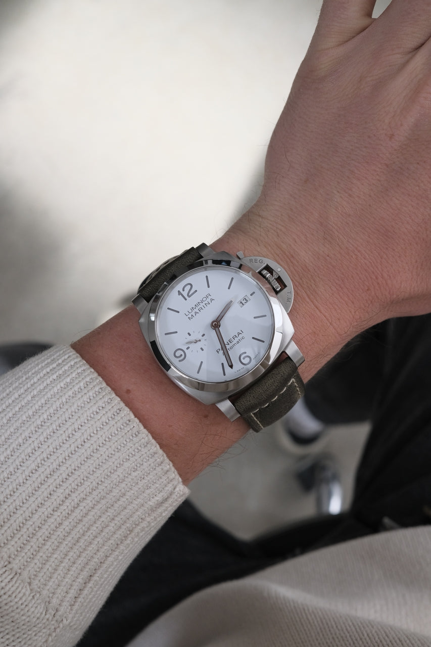Panerai Luminor Marina Cadran Blanc PAM01314 - Vue détaillée 10