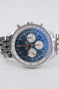 Cargar la imagen en la vista de la galería, Breitling Navitimer 1 B01 Chronograph AB0127211C1A1 - Detail view 2
