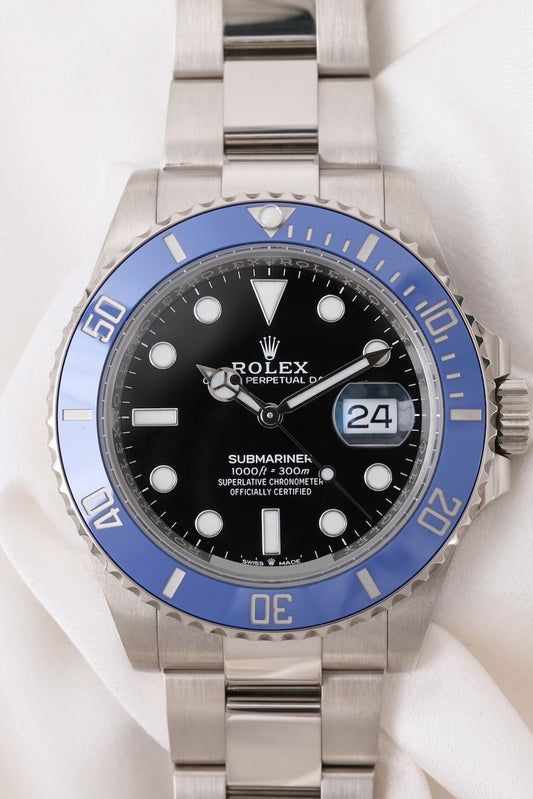 Rolex Submariner Date 126619LB - Thumbnail