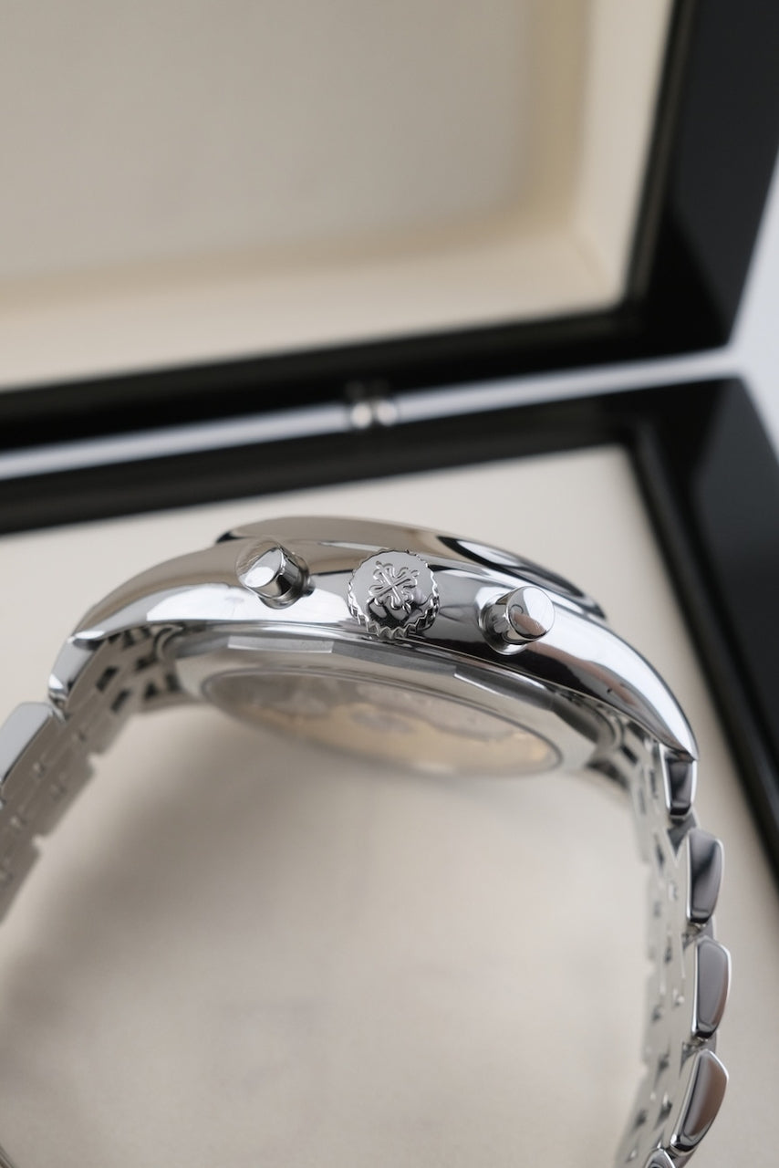 Patek Philippe Annual Calendar Chronograph 5960/1A-001 - Detailansicht 6