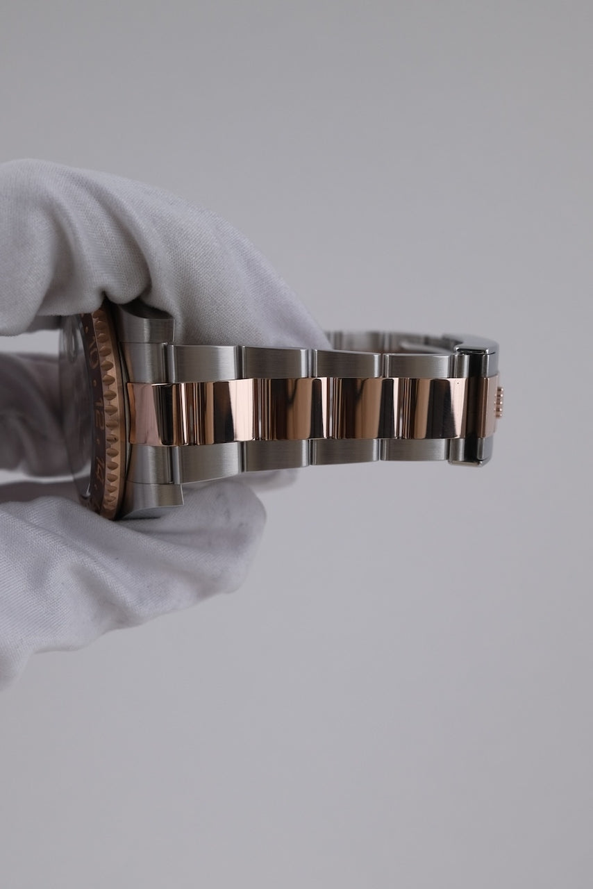 Rolex GMT-Master II  126711CHNR - Detail view 10