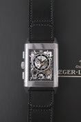 Carica l'immagine nel visualizzatore della galleria, Jaeger-LeCoultre Reverso Tribute Duoface Chronograph Q389848J - Vista dettagliata 5
