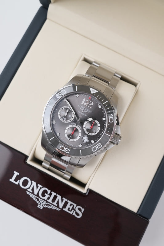 Longines HydroConquest Chronograph L3.883.4.76.6 - Detailansicht 1