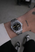 Bild in Galerie-Betrachter laden, Tudor Black Bay Pro 79470 - Detailansicht 11
