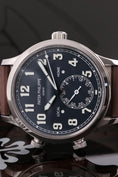 Załaduj obraz do przeglądarki galerii, Patek Philippe Calatrava Pilot Travel Time 5524G-001 - Thumbnail

