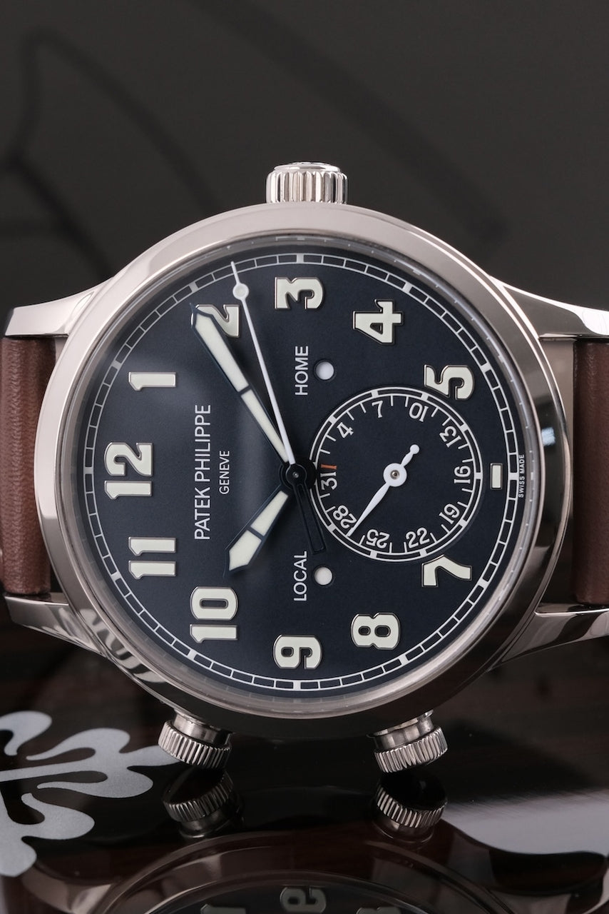 Patek Philippe Calatrava Pilot Travel Time 5524G-001 - Thumbnail