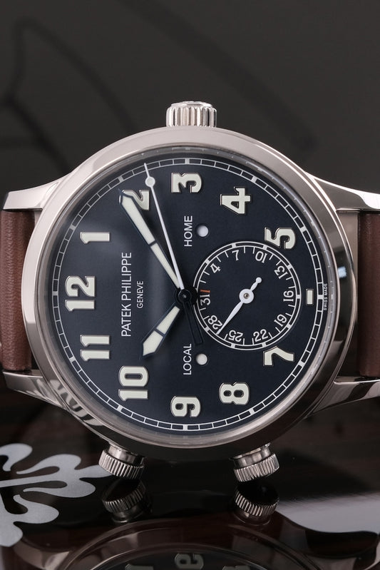 Patek Philippe Calatrava Pilot Travel Time 5524G-001 - Thumbnail