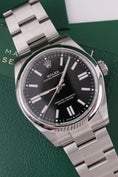 Załaduj obraz do przeglądarki galerii, Rolex Oyster Perpetual 41 134300 - Thumbnail
