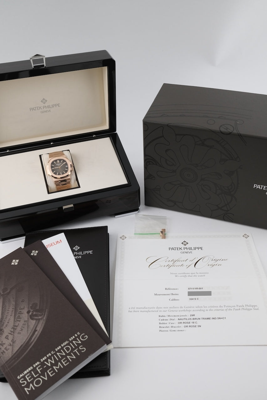 Patek Philippe Nautilus 5711/1R-001 - documenti e/o volume di consegna