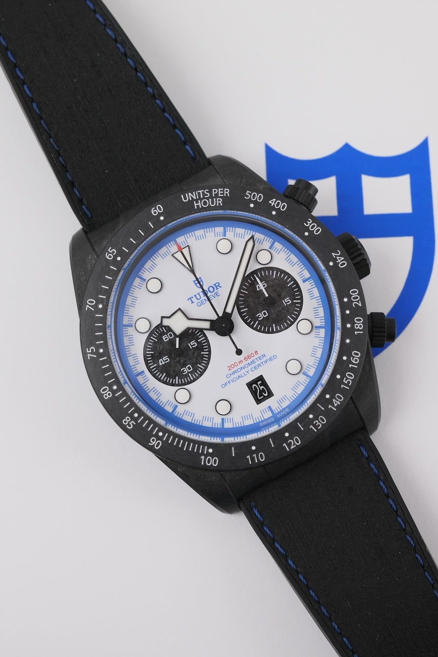 Tudor Black Bay Chrono 79377KN - Detailed view 1