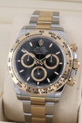 Załaduj obraz do przeglądarki galerii, Rolex Daytona 126503 - Detailansicht 1
