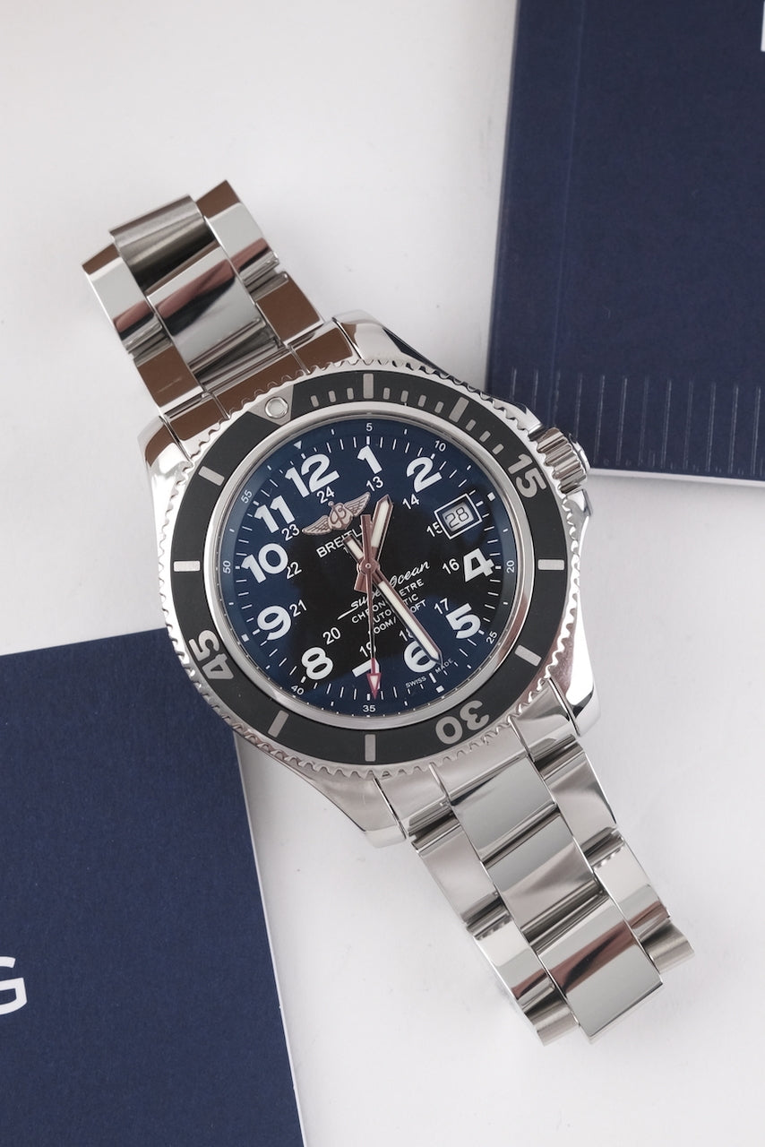 Breitling Superocean II 42 A17365D1-C915 - Detailansicht 2