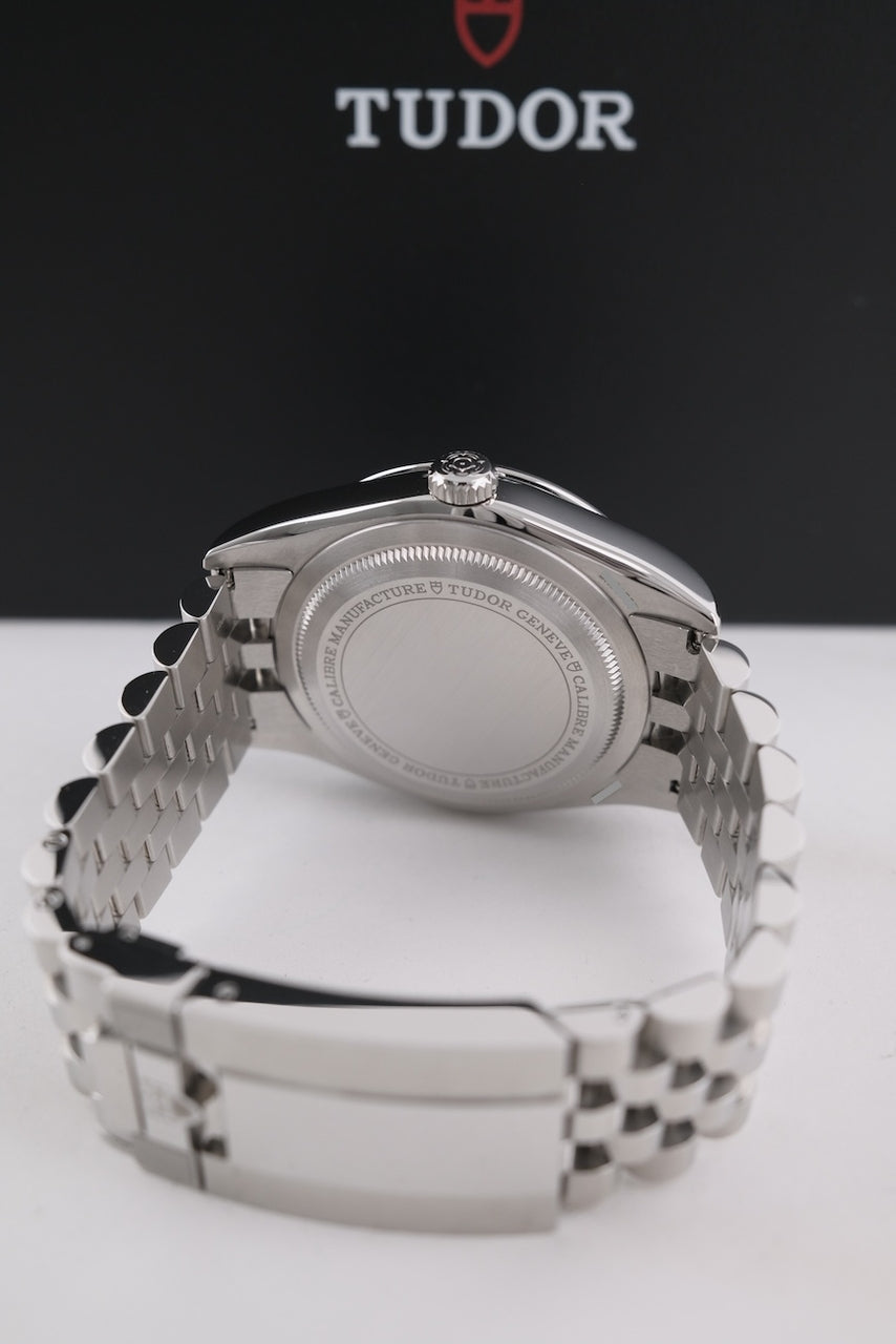 Tudor Black Bay One 41 M79680-0002 - Detailansicht 9