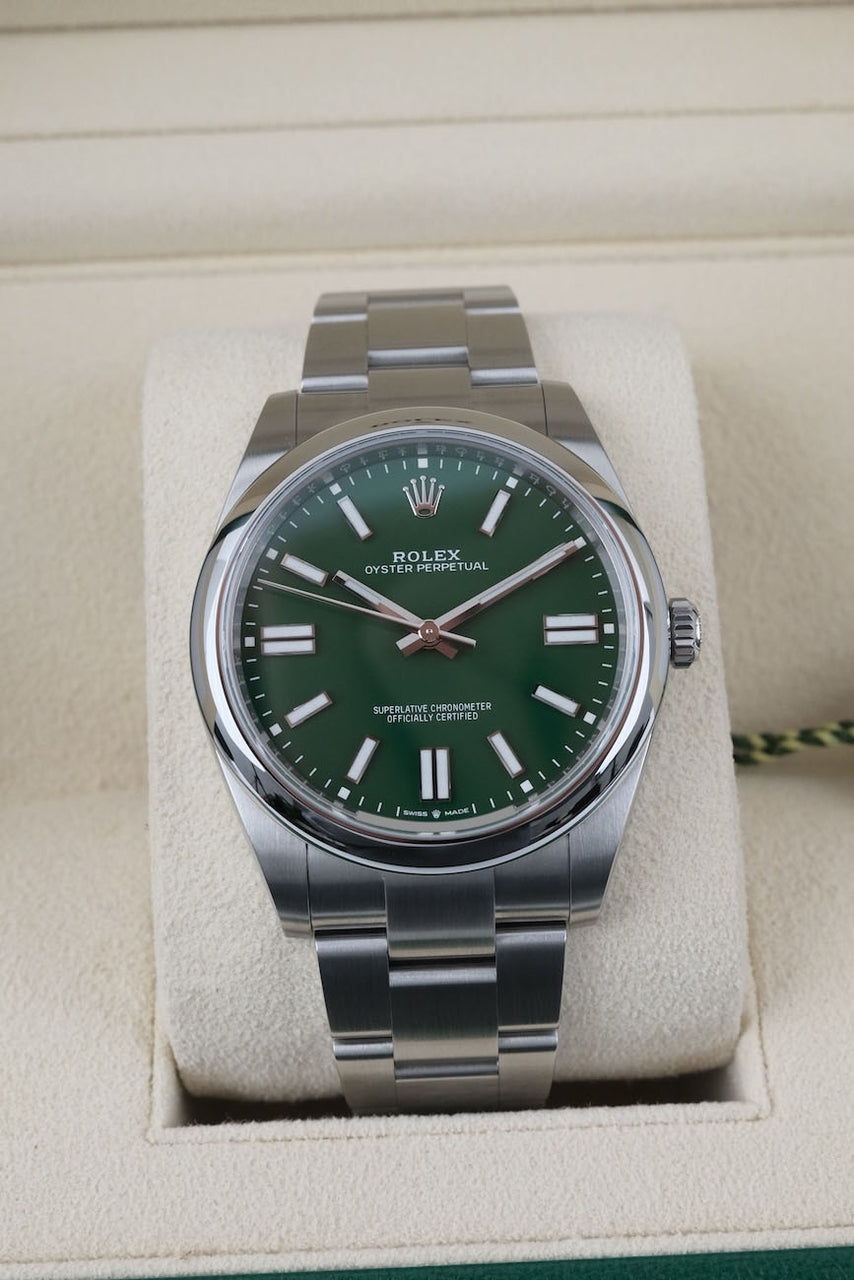 Rolex Oyster Perpetual 41 124300 - Detailansicht 1