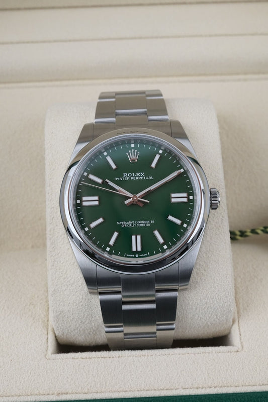 Rolex Oyster Perpetual 41 124300 - Detailansicht 1