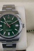 Bild in Galerie-Betrachter laden, Rolex Oyster Perpetual 41 124300 - Detailansicht 2
