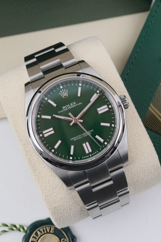Rolex Oyster Perpetual 41 124300 - Thumbnail