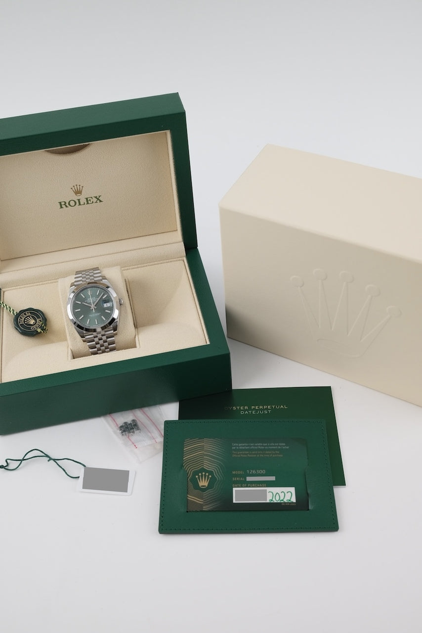 Rolex Datejust 41 126300 - Papiere und oder Lieferumfang