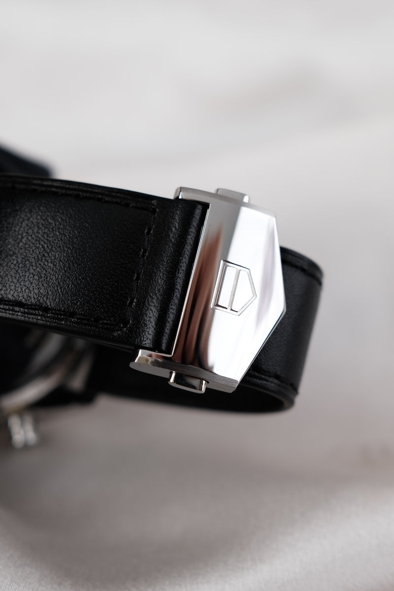 Tag Heuer Carrera Porsche CBS2011 - Detailansicht 5