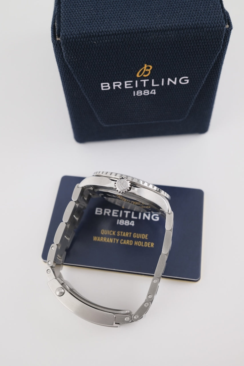 Breitling Superocean 42 Automatic A17375211B1A1 - Detailed view 5