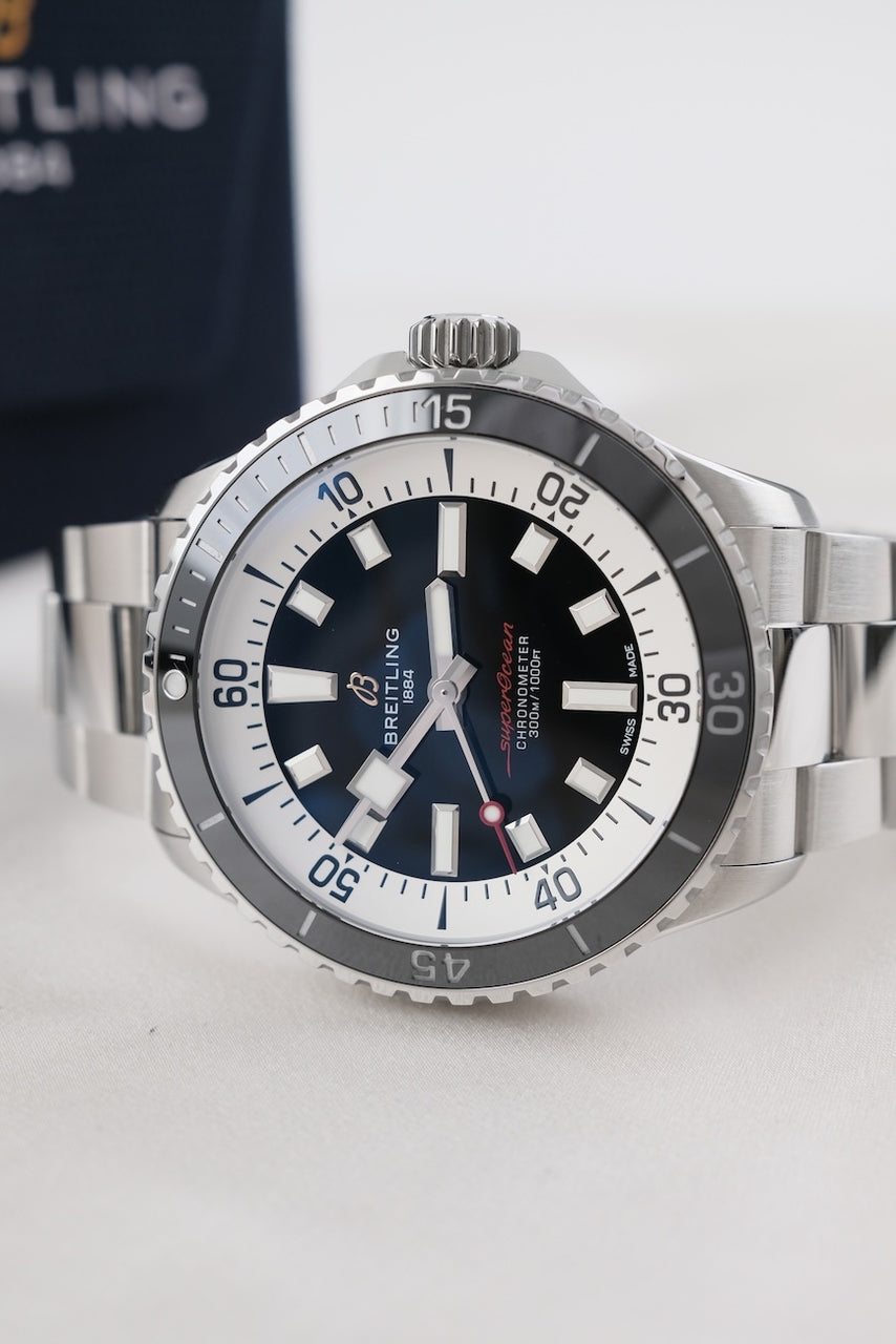 Breitling Superocean 42 Automatic A17375211B1A1 - Detailed view 2