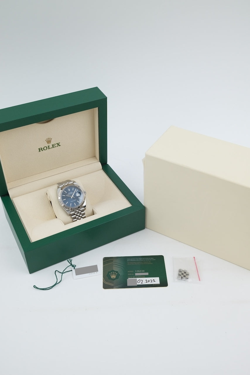 Rolex Datejust 41 126334 - papers and or scope of delivery