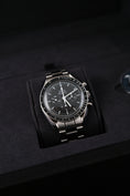 Bild in Galerie-Betrachter laden, Omega Speedmaster Professional Moonwatch 31130423001005 - Detail view 1

