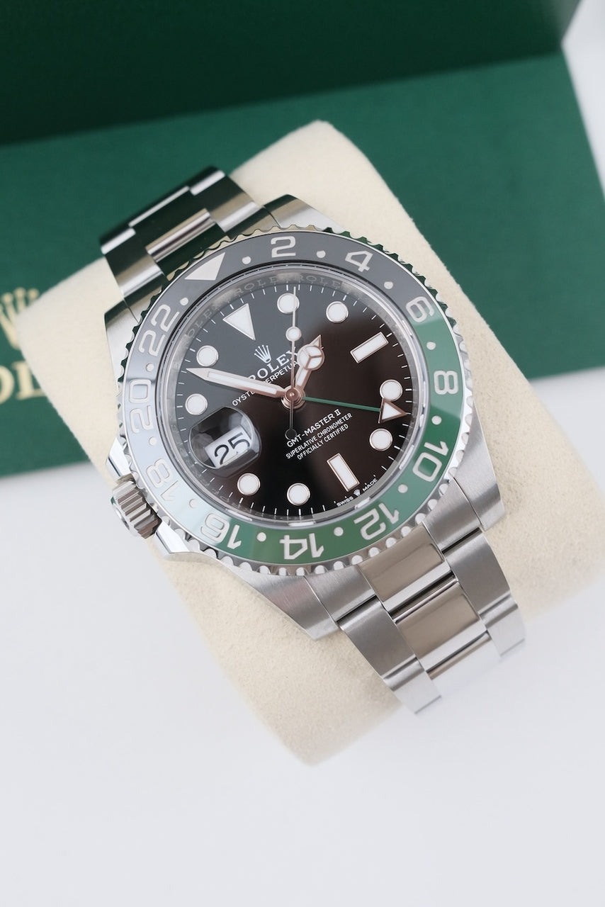 Rolex GMT Master II 126720VTNR - detailed view 2