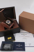 Bild in Galerie-Betrachter laden, Breitling Chronomat 44 HB011012 - Papiere und oder Lieferumfang
