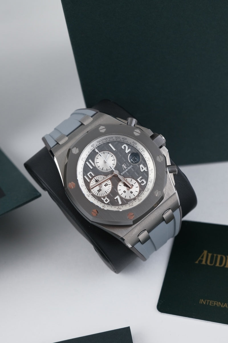 Audemars Piguet Royal Oak Offshore 26470IO.OO.A006CA.01 - Thumbnail