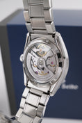 Load image into gallery viewer, Grand Seiko Evolution 9 SLGH005G - Detailansicht 10
