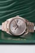 Cargue la imagen en el visor de la galería, Rolex Day-Date 40 228235 - Thumbnail
