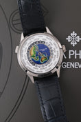 Bild in Galerie-Betrachter laden, Patek Philippe Complications 5231G-001 - Detailansicht 5

