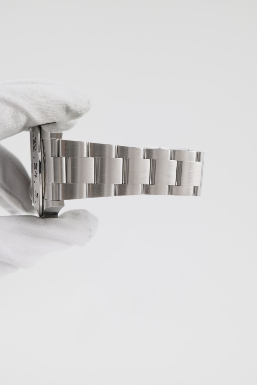 Rolex Explorer II 226570 - vue détaillée 9