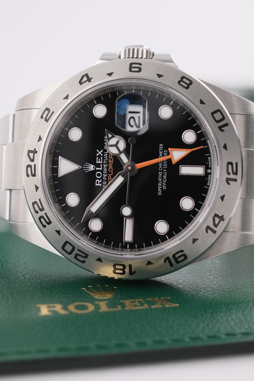 Rolex Explorer II 226570 - Vue détaillée 2