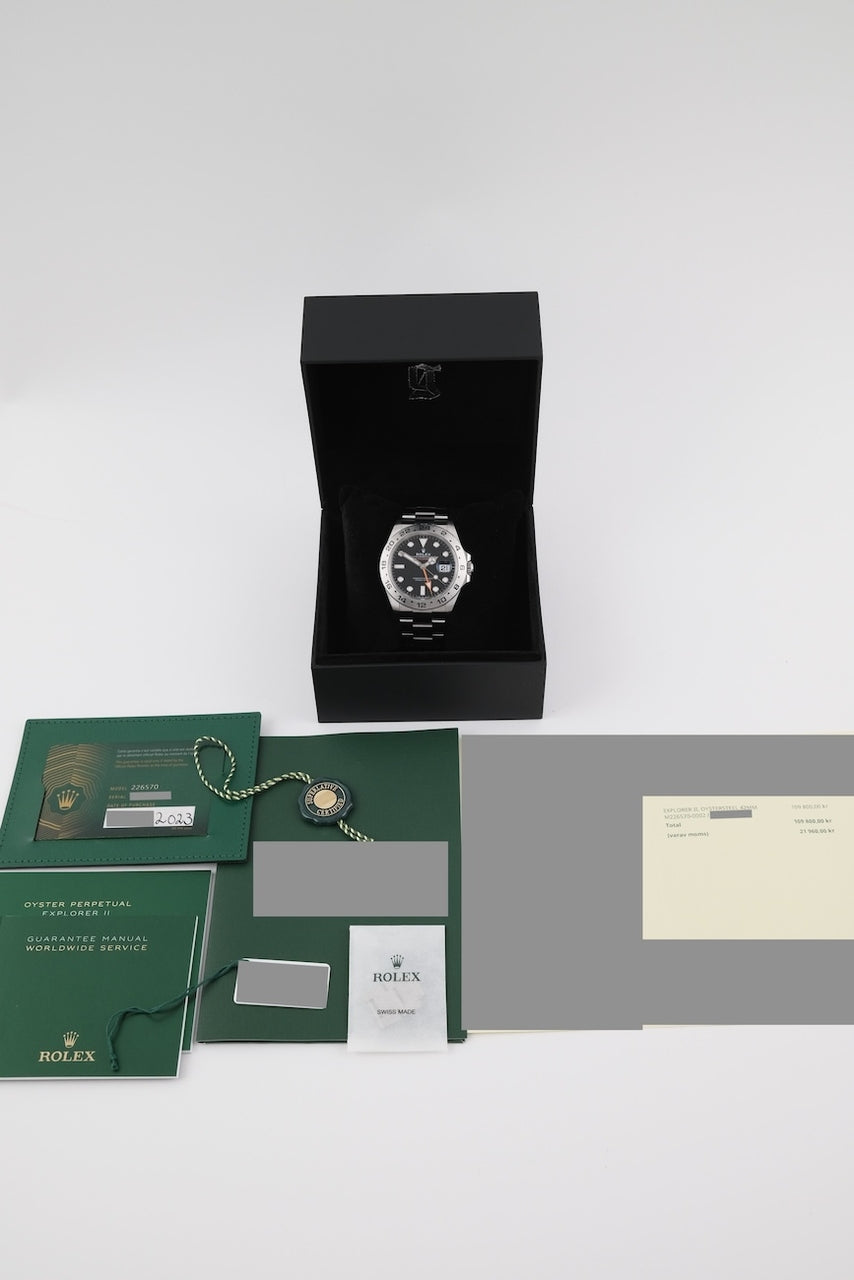 Rolex Explorer II 226570 - documents et/ou contenu de la livraison