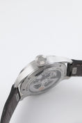 Bild in Galerie-Betrachter laden, IWC Big Pilot 43 IW329301 - Detail view 5
