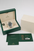 Bild in Galerie-Betrachter laden, Rolex Submariner Date 126610LV - Papiere und oder Lieferumfang
