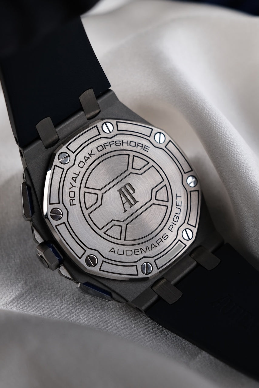 Audemars Piguet Royal Oak Offshore Chronograph Titan 26480TI.OO.A027CA.01 - Detail view 10