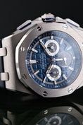 Bild in Galerie-Betrachter laden, Audemars Piguet Royal Oak Offshore Chronograph Titan 26480TI.OO.A027CA.01 - Detail view 2
