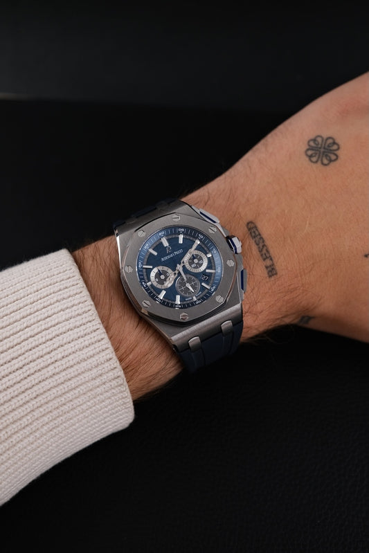 Audemars Piguet Royal Oak Offshore Chronograph Titan 26480TI.OO.A027CA.01 - Detail view 1